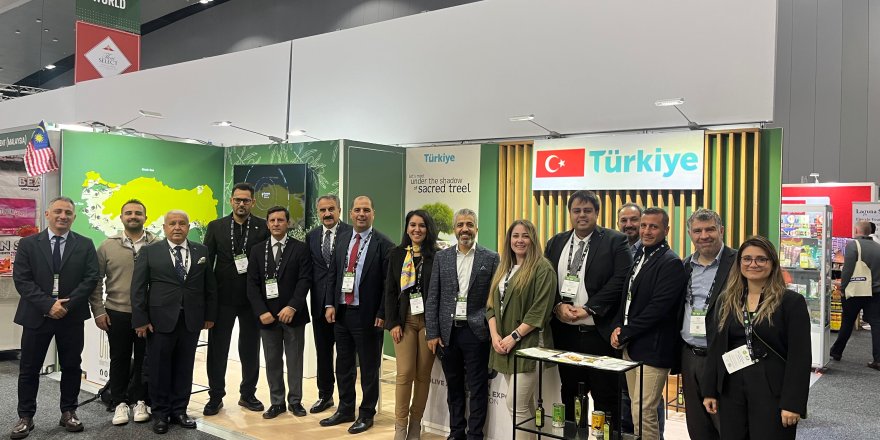 TÜRK ZEYTİNYAĞCILAR AVUSTRALYA'YA UÇTULAR