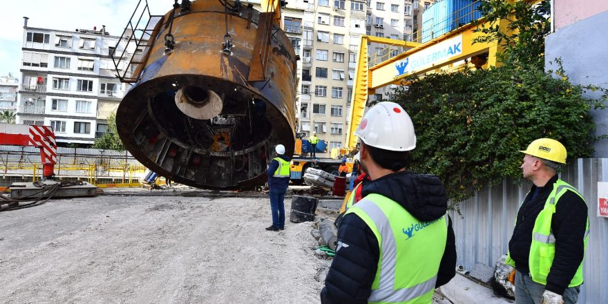 BUCA METROSU'NDA YOĞUN ÇALIŞMA