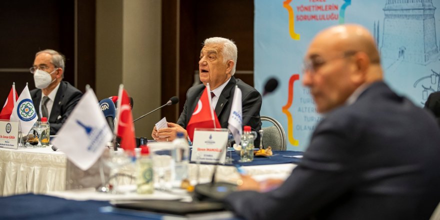 CHP'Lİ BÜYÜKŞEHİR BAŞKANLARI 'PANDEMİ, TURİZM VE DEPREM' İÇİN BULUŞTU