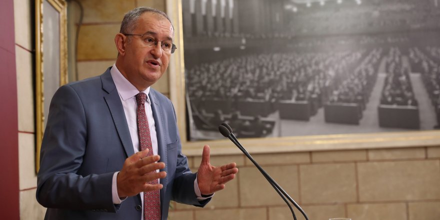 CHP İZMİR MİLLETVEKİLİ SERTEL BOSTANLI'DAKİ OKULU TBMM'YE TAŞIDI