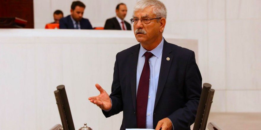 CHP'Lİ BEKO:'ANNELER BEBEKLERİNE MAMAYI BIRAKTIRIYOR'