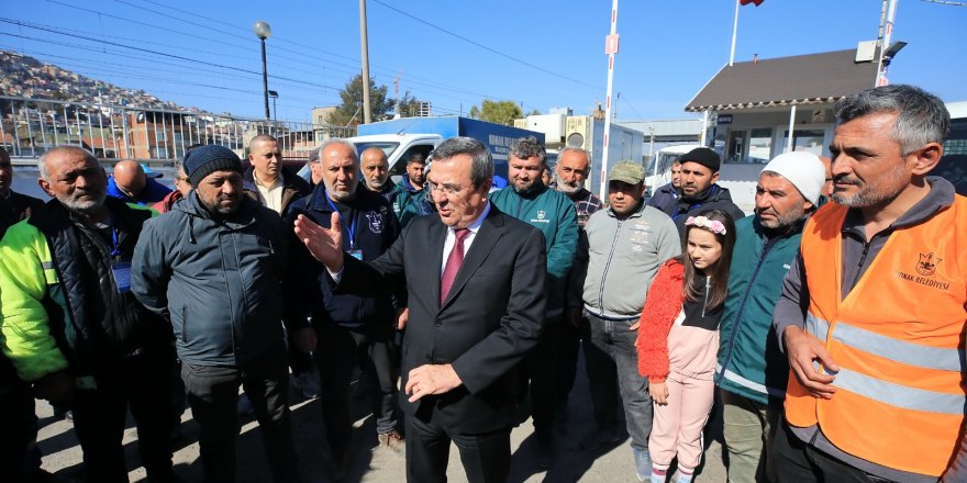 KONAK BELEDİYE BAŞKANI BATUR:'HEPİNİZLE GURUR DUYUYORUM'